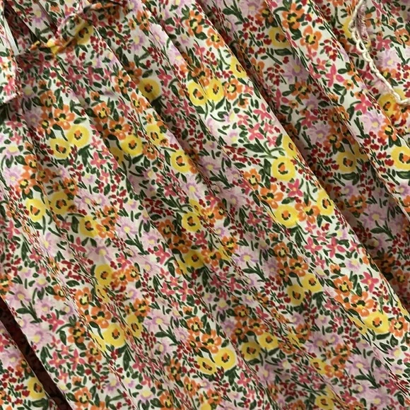 ✨Plus Size Lauren Conrad Floral Blouse✨ - Picture 6 of 6